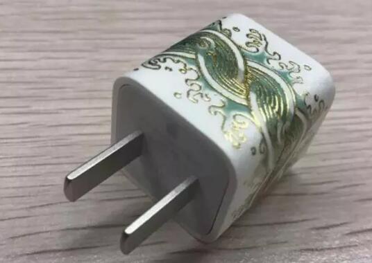 口红贴膜闷声赚大钱项目